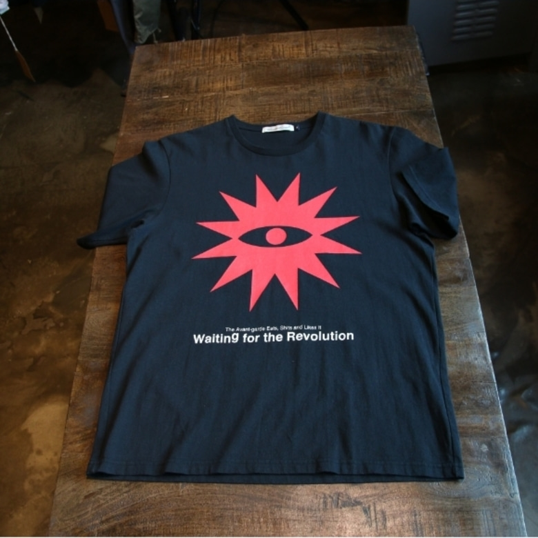 undercover Waiting For The Revolution Eye tee 