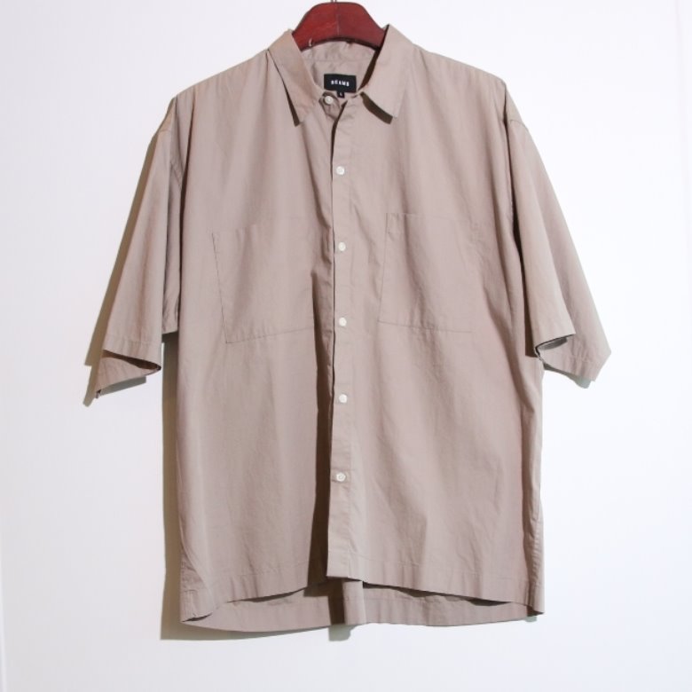 beams over fit short-sleeved shirt (beige)